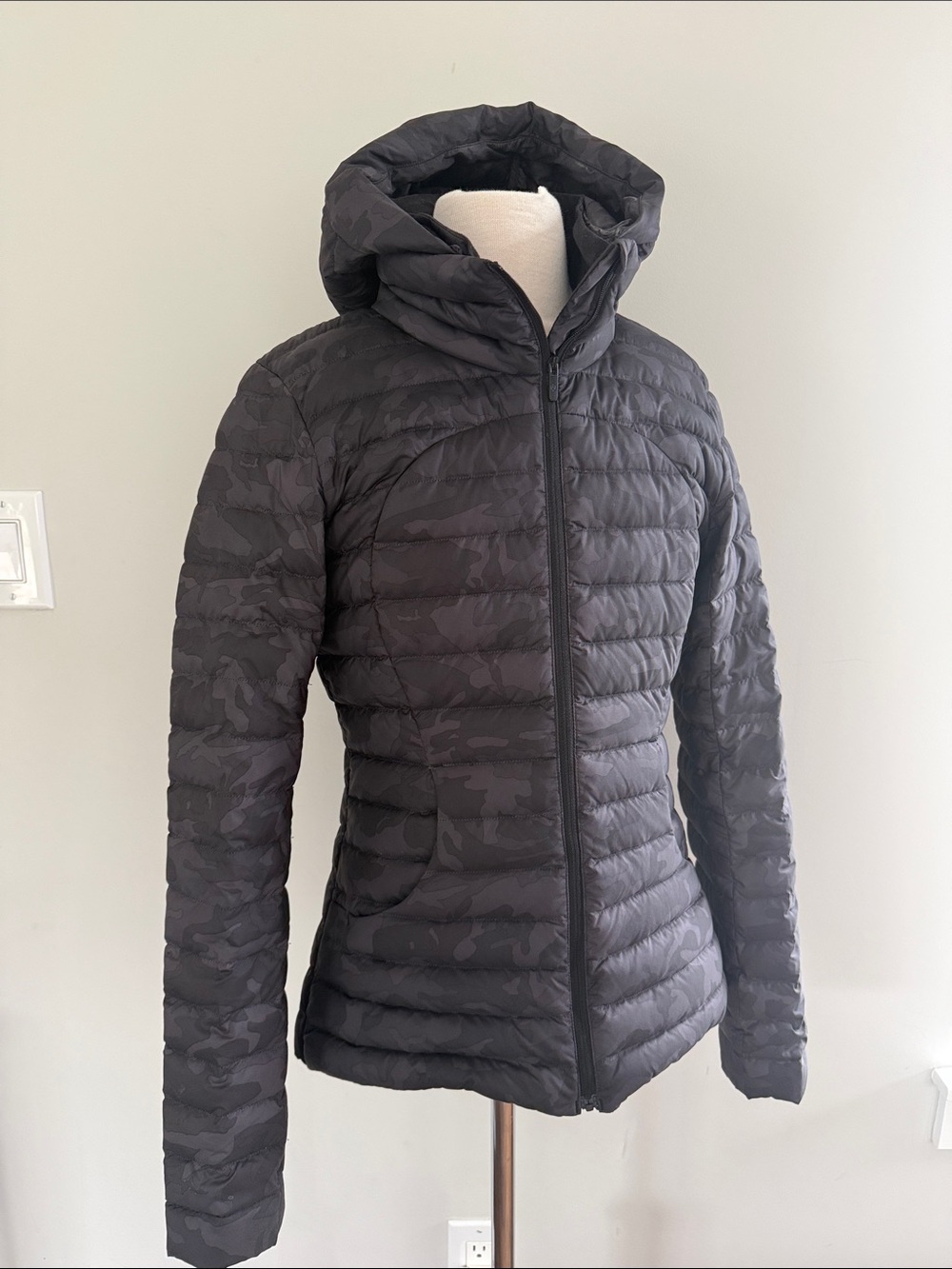 Lululemon Athletica Pack It Down Jacket. Worn 1x
